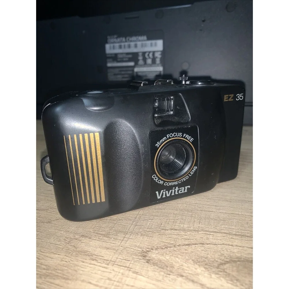 Vintage Vivitar EZ 35 35mm Film Point And Shoot Camera (Untested * READ)
